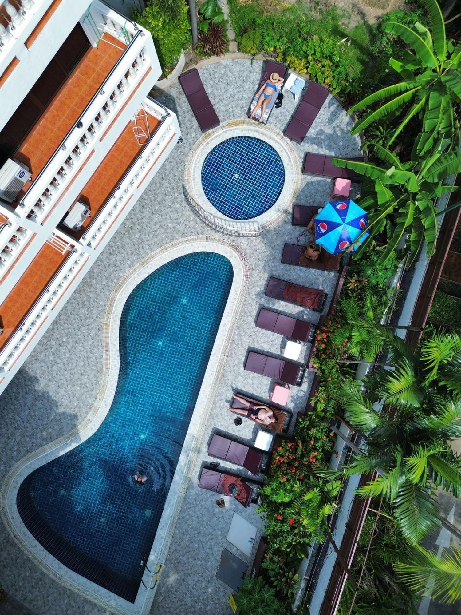 Patong Central Residence And Apartment Exterior photo