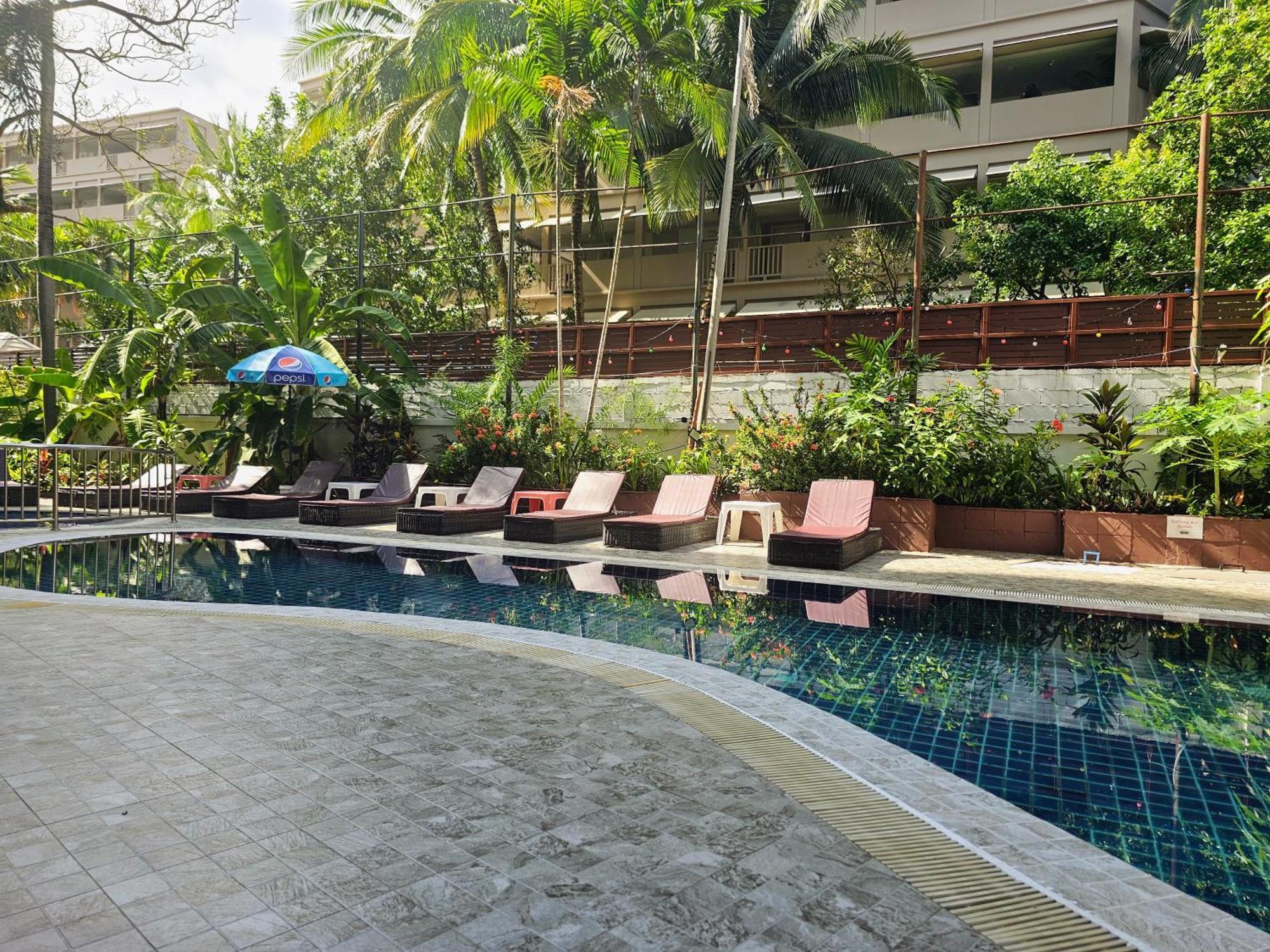 Patong Central Residence And Apartment Exterior photo