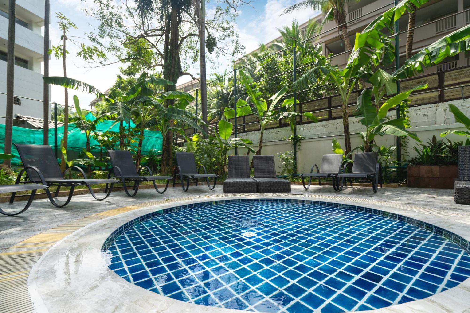 Patong Central Residence And Apartment Exterior photo