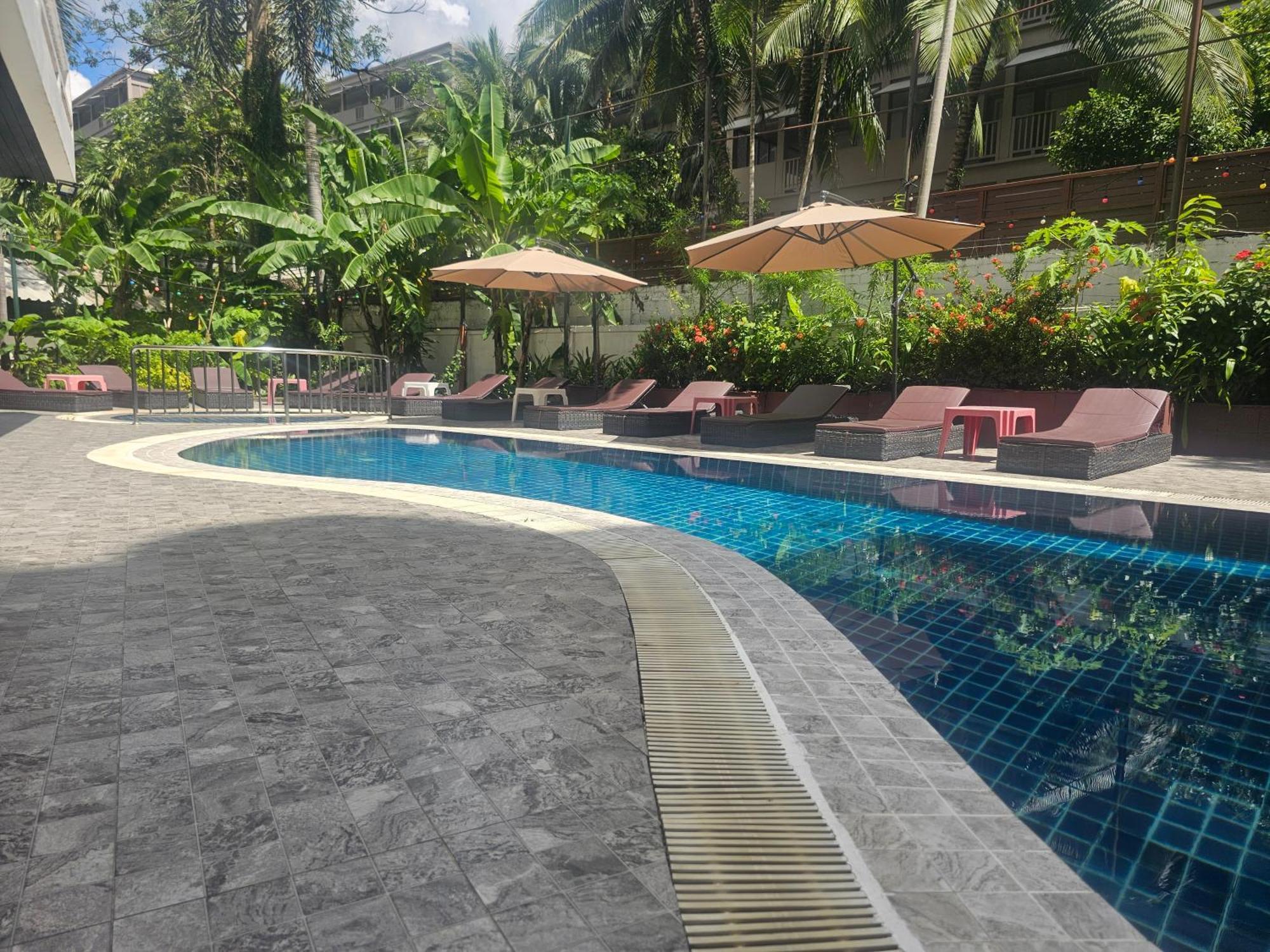 Patong Central Residence And Apartment Exterior photo