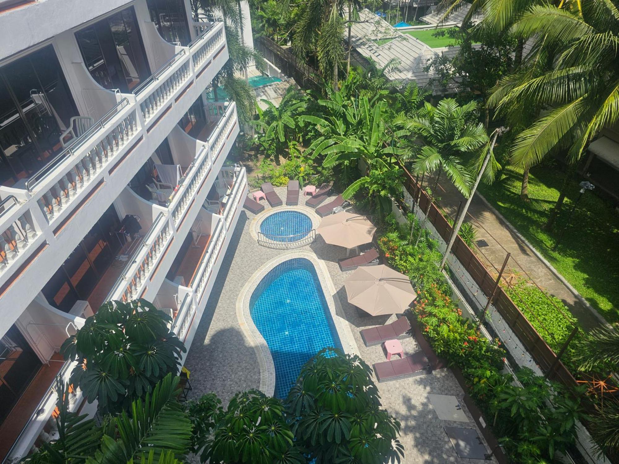 Patong Central Residence And Apartment Exterior photo